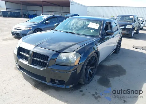2005 Dodge Magnum Rt z USA, uszkodzony, nr VIN 2D8GV58275H654520
